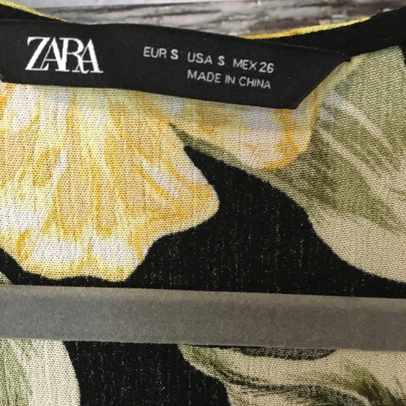 Zara Black/Yellow Floral Wrap Top - Picture 6 of 7
